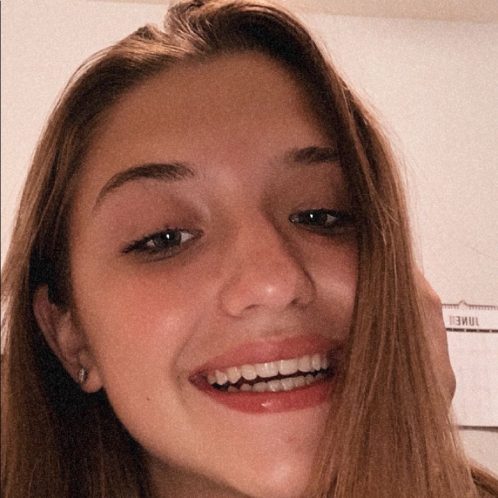 Meet your Posher, Avery